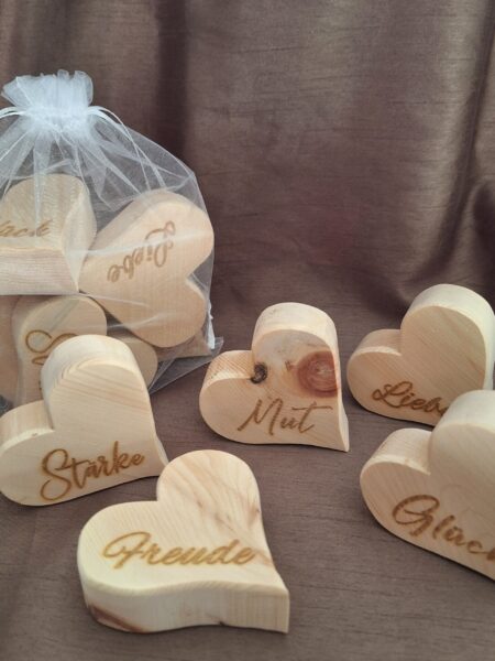 Kraftherz aus Zirbe 5Stk